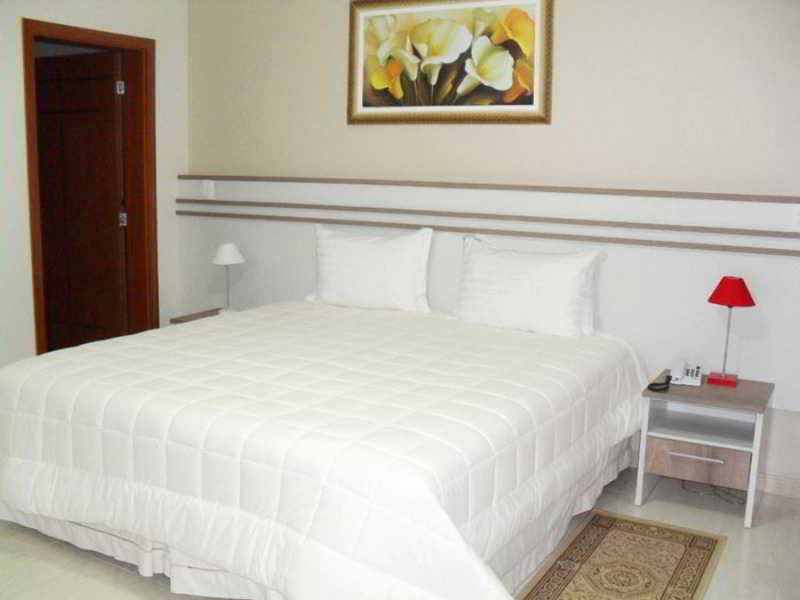 Hotel Dom Baroni Guarapuava Exterior foto